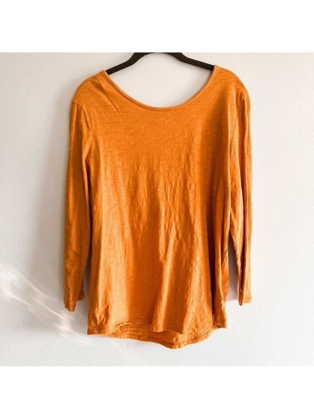 Yellow Gold Cotton 3/4 Sleeve Scoop Neck Cut Out Twist Keyhole Back Large